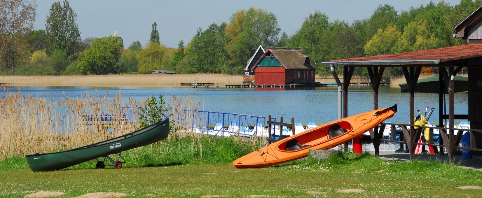 Boat rental directly at the hotel, © Andreas Duerst