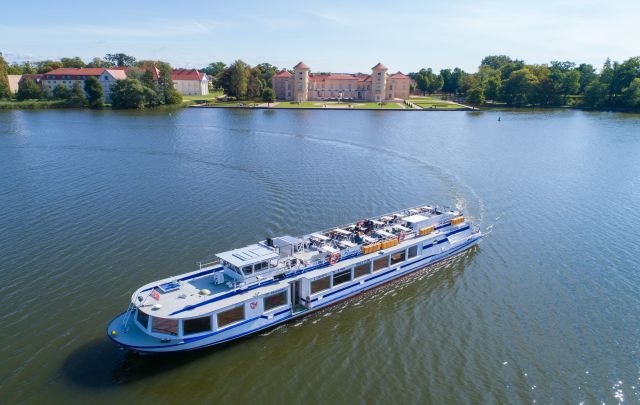 Passenger shipping Rheinsberg, © Reederei Halbeck