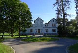 Festival house at the end of the village, © Schloss Schwiessel