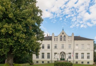 Frontal view of the manor house in Altenhagen, © Frank Burger