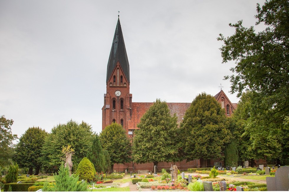 Church from the south side, © Frank Burger