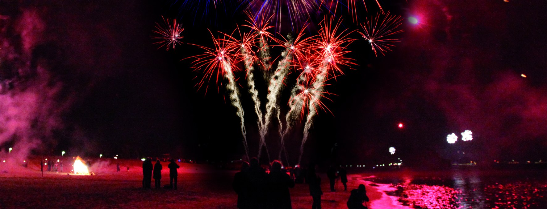 New Year's Eve fireworks on Baab beach, © KV Baabe