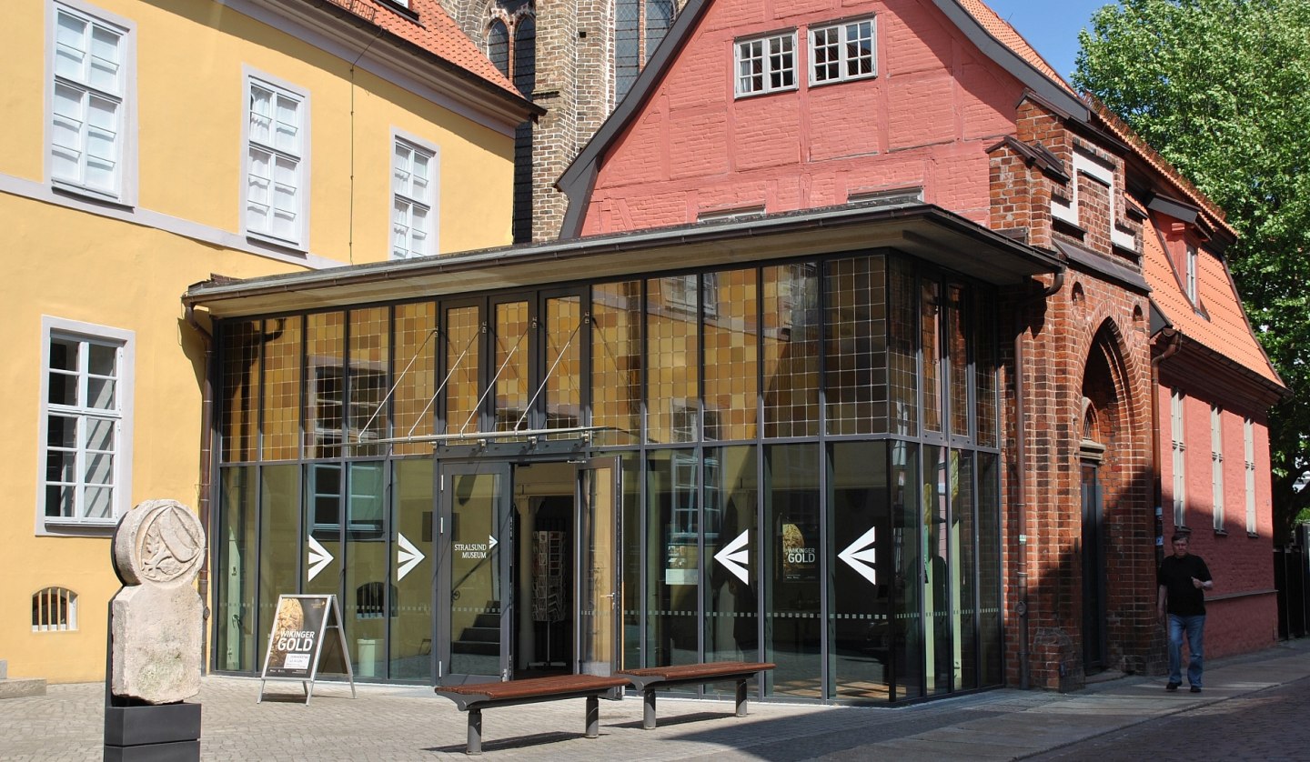 Entrance to the Stralsund Museum in the former St. Catherine's Monastery, © Katrin Kraus / STRALSUND MUSEUM