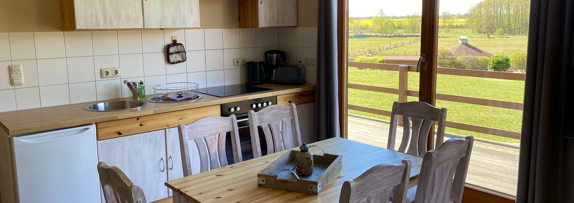 Kitchen in the vacation home for 6 people, © Peter Leupold