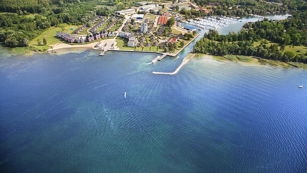 The vacation park Müritz directly on the beach - a vacation paradise for water enthusiasts., © Ferienpark Mirow GmbH