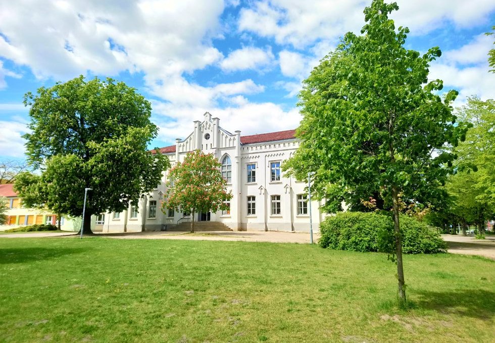 Schulkamp Teterow - watch school, © Jana Koch