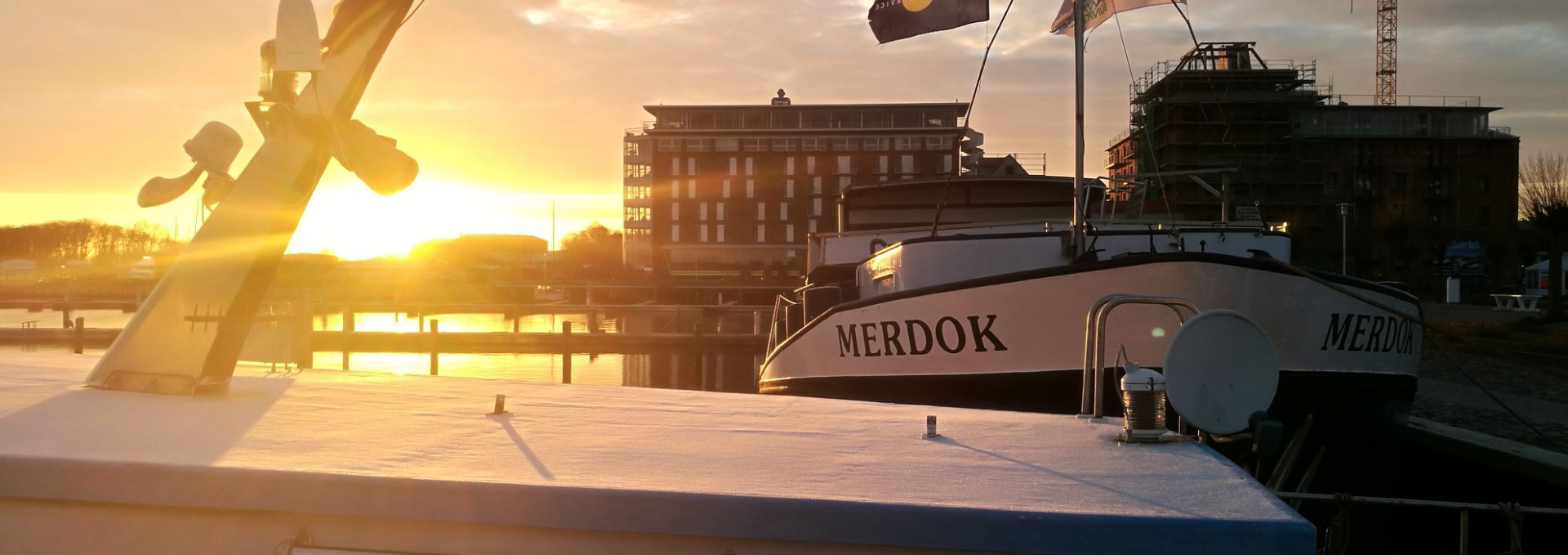 Merdok in sunrise, © Paszehr