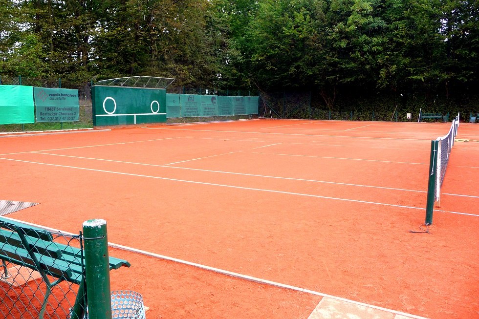 Exterior of the tennis facility, © Sabrina Wittkopf-Schade