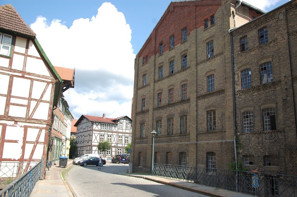 The yellow clinkered part of the building is the oldest of the Bolbrüggeschen Mill., © Gabriele Skorupski