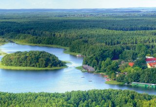 Mirow Holiday Park is located on the Granzower Lake - a vacation paradise for families., © Ferienpark Mirow GmbH