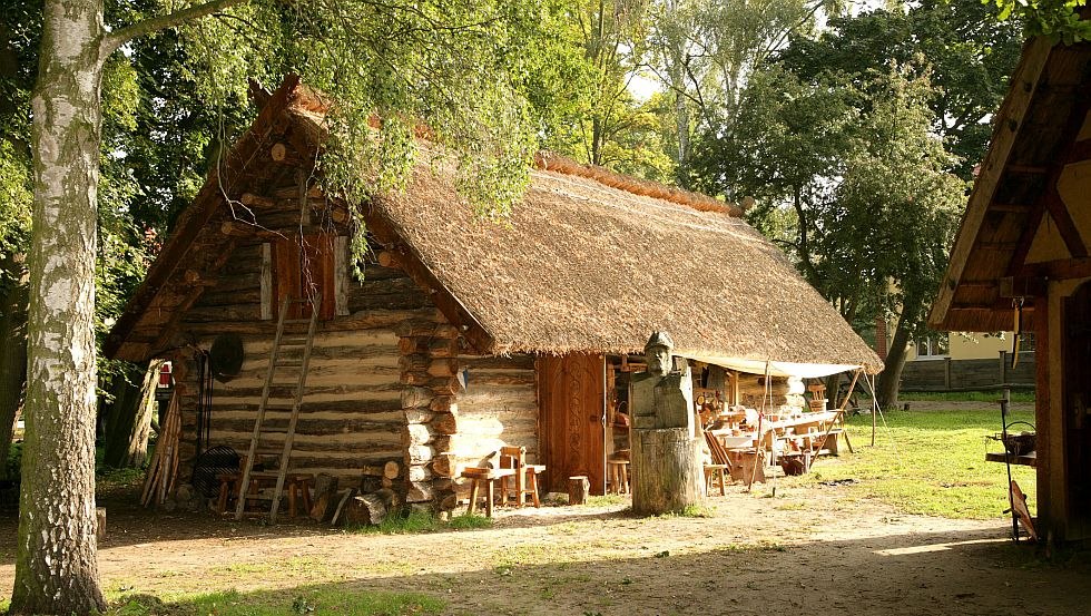 On the grounds of the former castle-castrum Turglowe, in Torgelow, you can experience the Middle Ages and its craftsmanship, © Inka Müggenburg