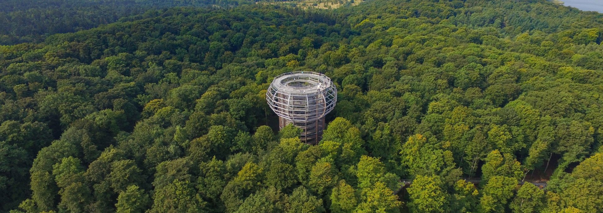 NEZR_DJI_0154_Aerial_Summer@eak, © Erlebnis Akademie AG/Naturerbe Zentrum Rügen