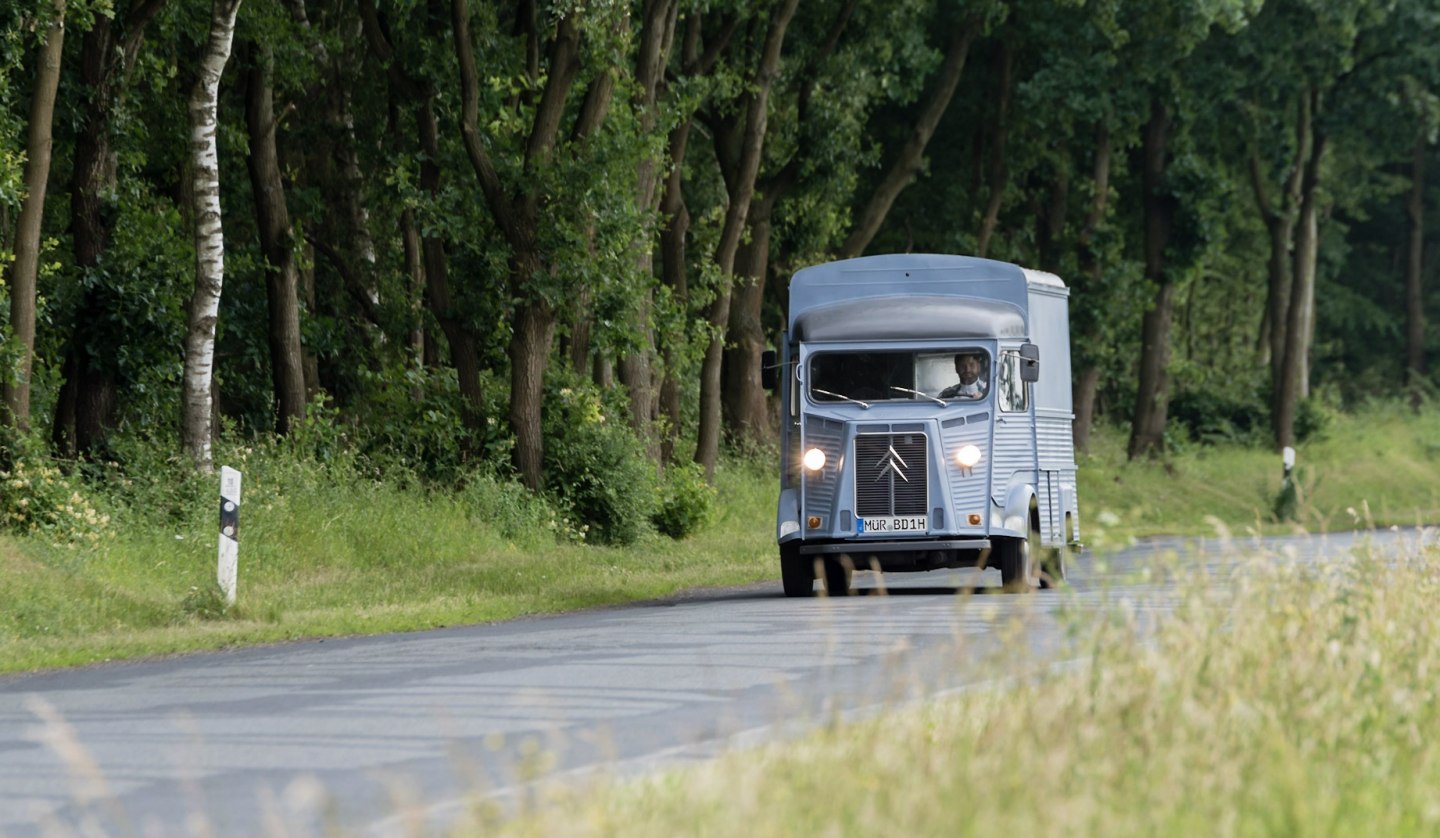 Bluhm's Delikat is on the road with the food truck as a caterer for various events in Mecklenburg-Vorpommern., © Julian Prochnow