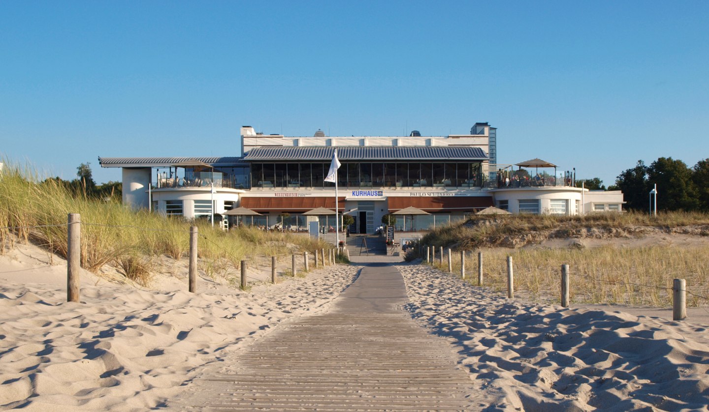 Kurhaus Warnemünde - enjoyment directly behind the dunes, © Kurhaus Warnemünde