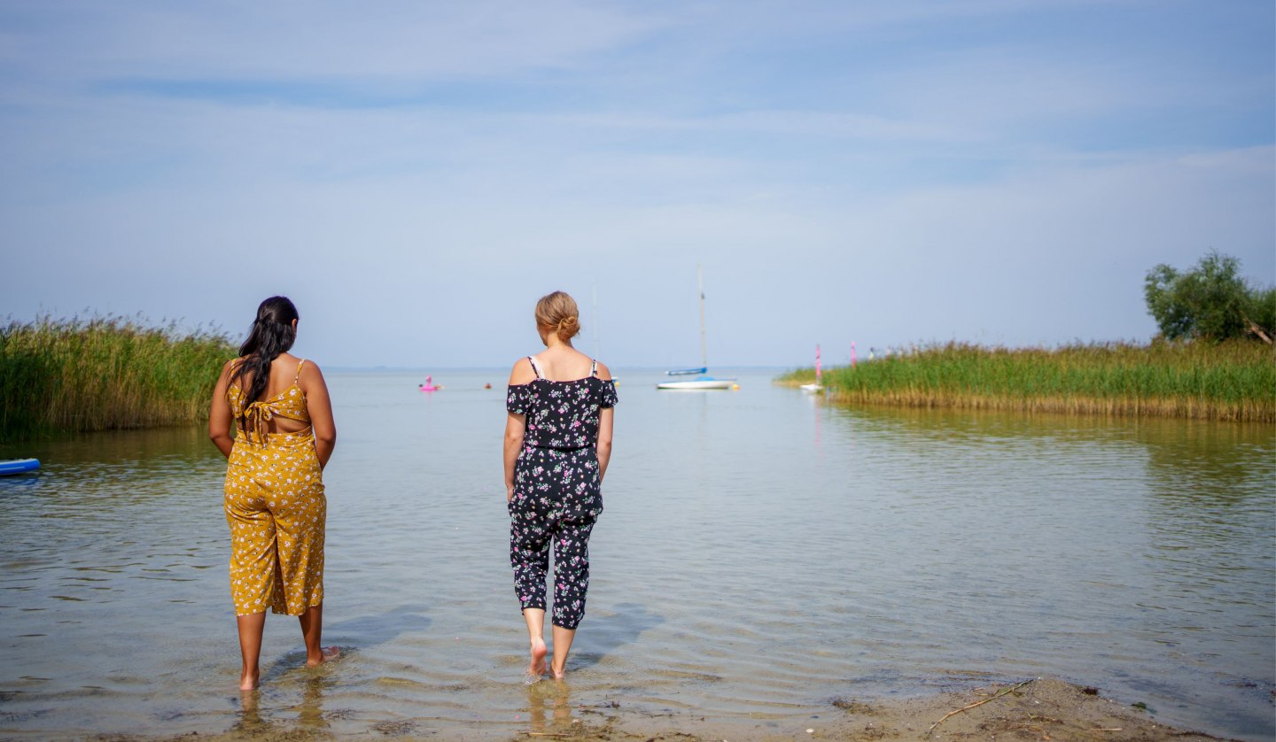 Bathing beach at the "Bolter Ufer" campsite C15, © TDG Rechlin mbH / BVCDMV Holger Martens