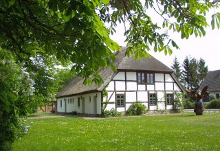 The Alte Ausspanne with the last beet, which was brought to the Tessin station via the railroad line with the old beet train., © Förderverein der Heimat- und Kulturpflege Walkendorf