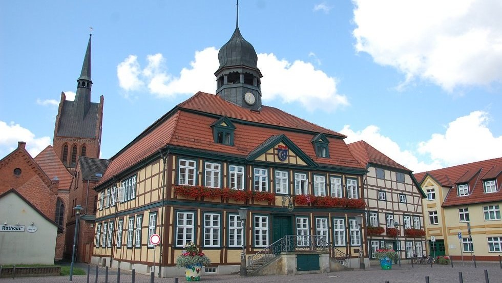 Baroque town hall at the market, © Stadt Grabow