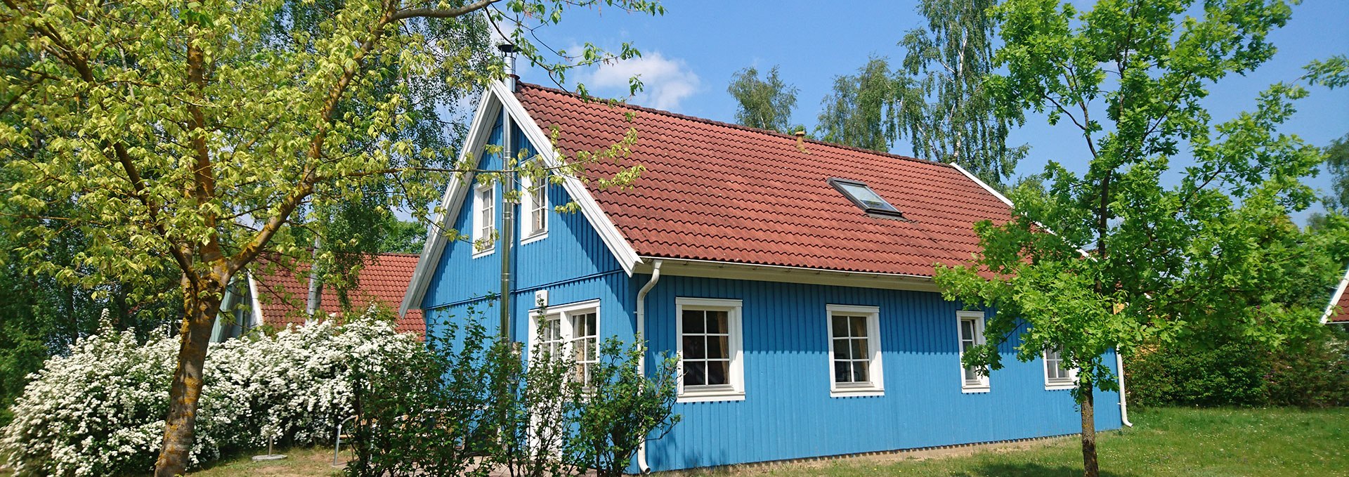 Colorful cottages, some also with fireplace, © Juliane Duwe / Müritzparadies GmbH