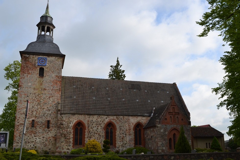 Church in side view from south direction, © Lutz Werner