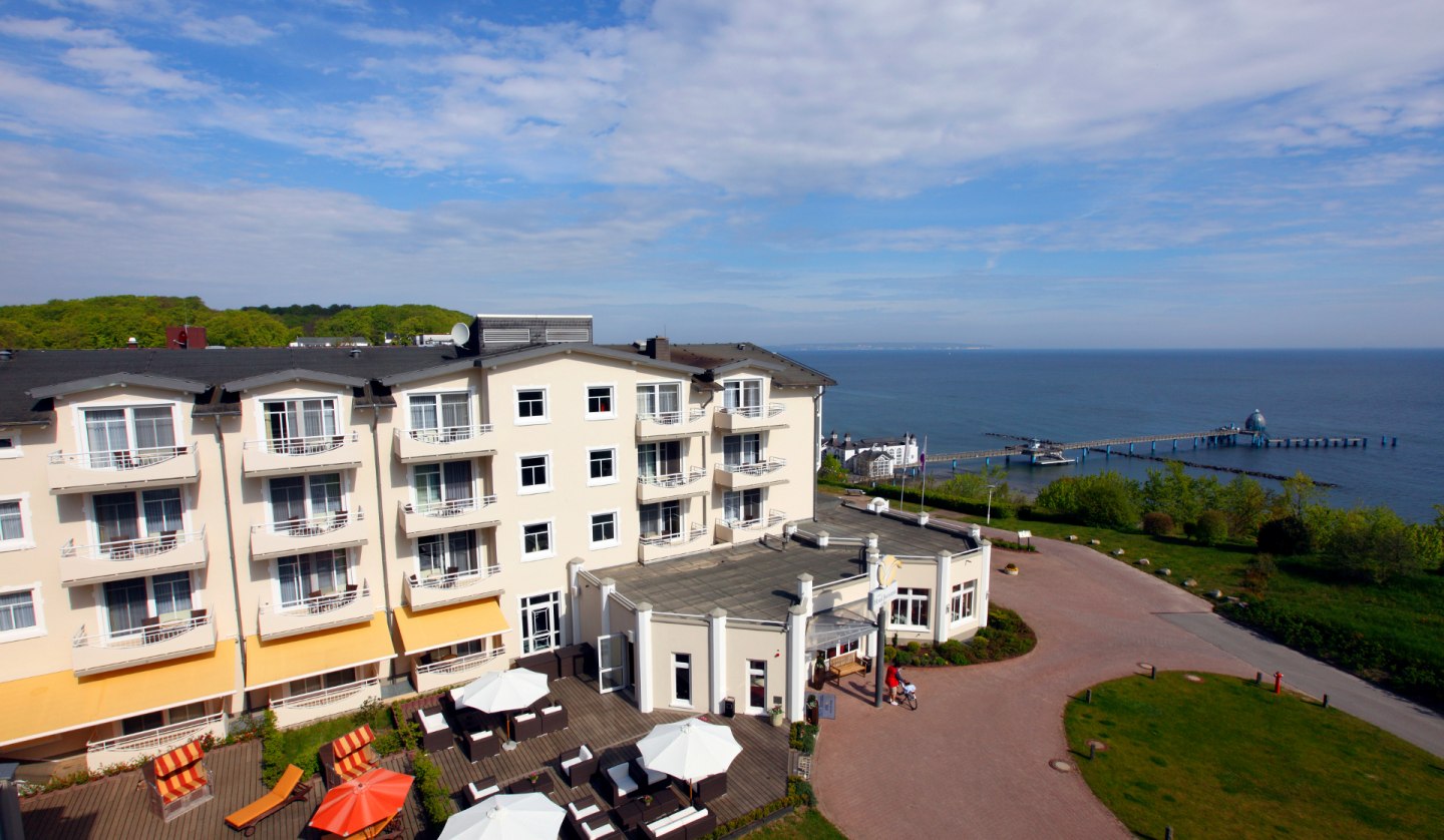 Hotel view with sea view, © Jochen Tack, Hotel Bernstein