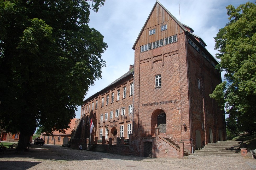 The Reuter Memorial Hall is located in the tower of the fortress commandant's house., © Gabriele Skorupski