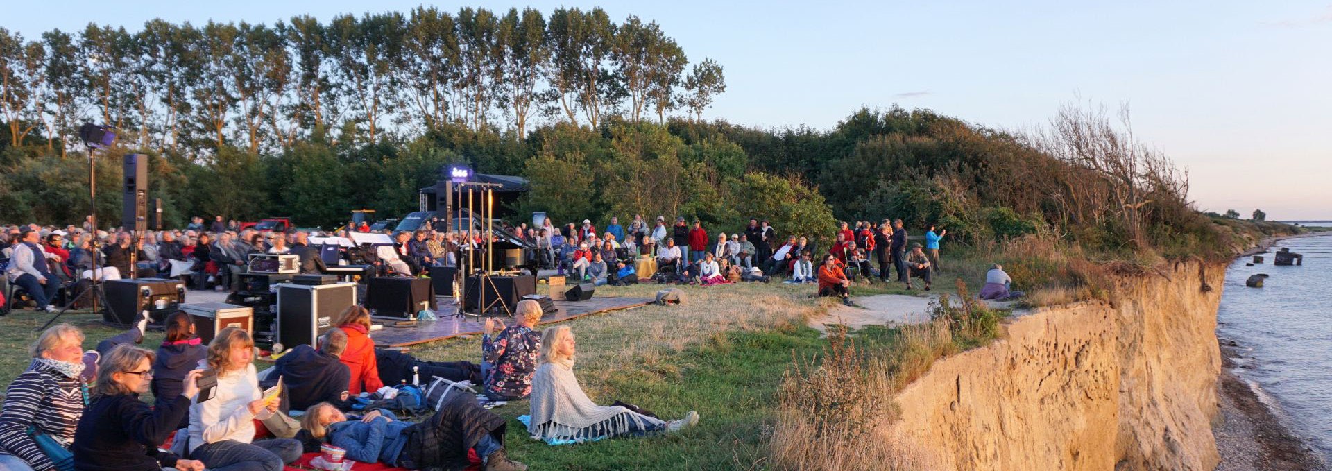 Final Concert of "Sounds of Nature" 2017 at the High Bank, © Kurverwaltung Ahrenshoop · Foto Désirée Holzerland