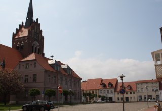 The town hall was built in 1815 and is located right next to the church, © Stadtinformation Usedom