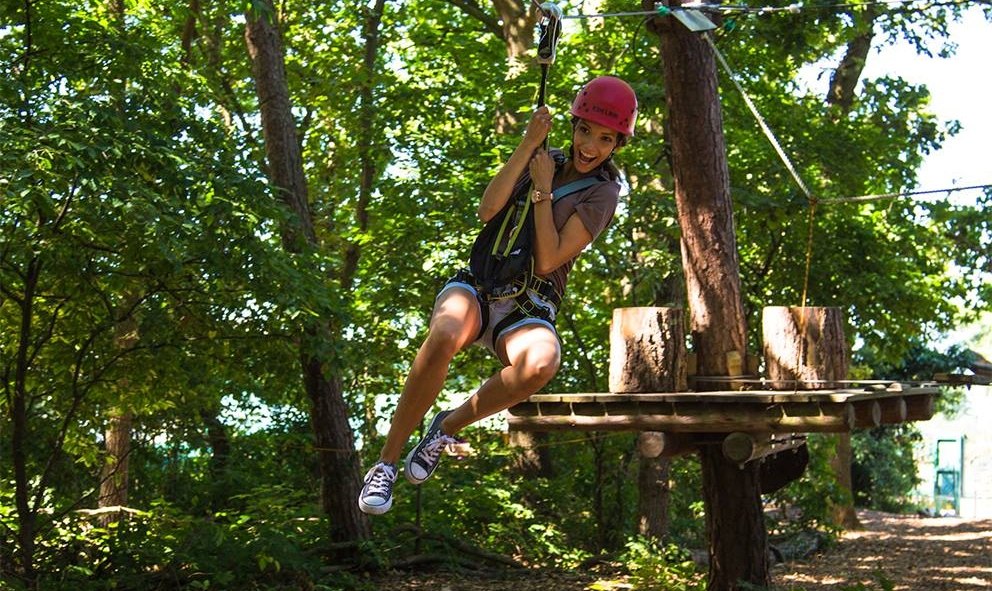 The climbing forest invites with 8 different courses to more than 70 climbing tasks, © Sven Lingott / Gut Darß