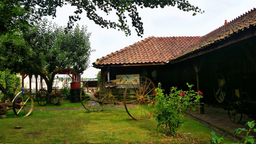 Museum of local history Sternberg - backyard with agricultural equipment, © Tourismusverband Mecklenburg-Schwerin