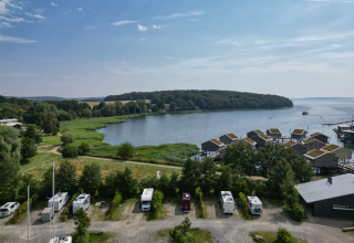 im-jaich motorhome site - with the camper right by the water, © Florian Melzer/im-jaich