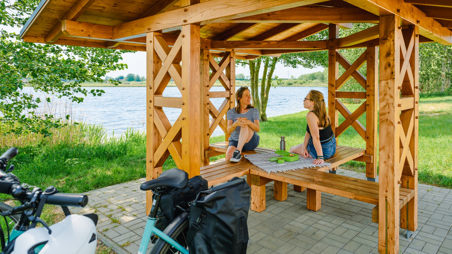 Shady place at Jabel lake, © TMV/Tiemann