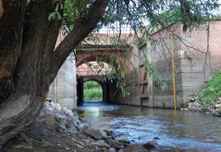 Today, the stone sluice only serves as flood protection., © Gabriele Skorupski