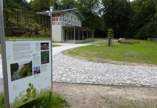 Exterior view of the UNESCO World Heritage Forum in Sassnitz, © Gesine Häfner / Nationalpark-Zentrum KÖNIGSSTUHL