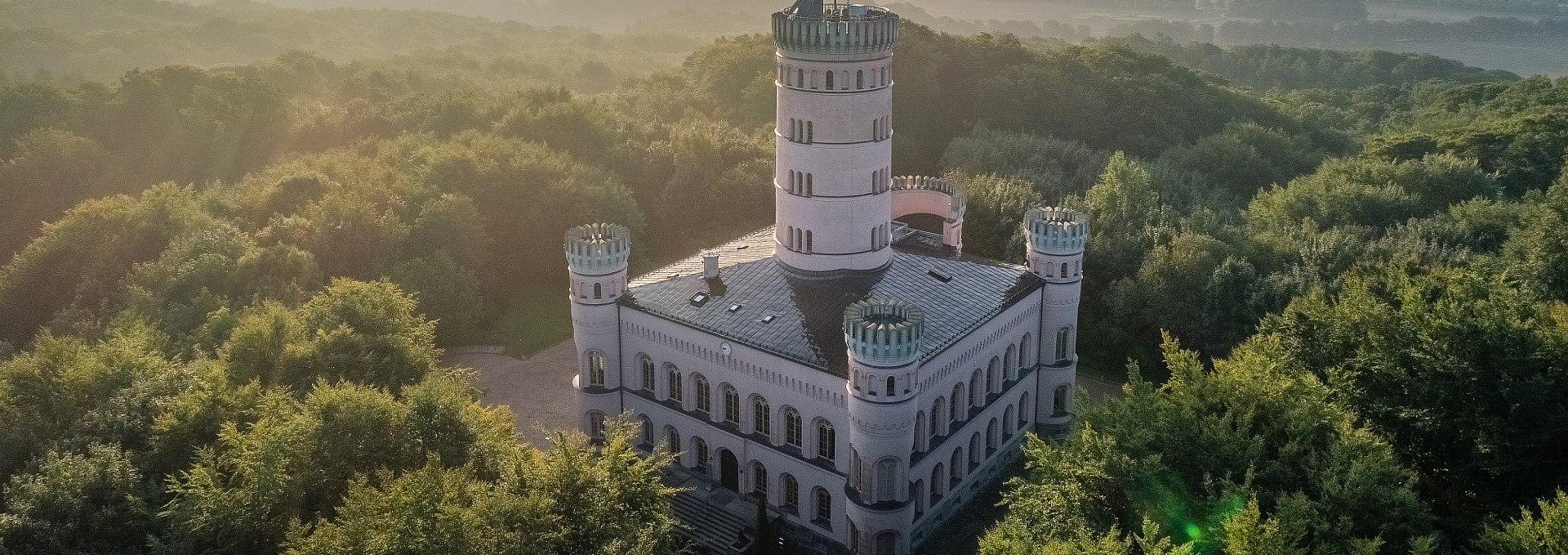 Bird's eye view of Granitz hunting lodge, © SSGK MV / Funkhaus Creative