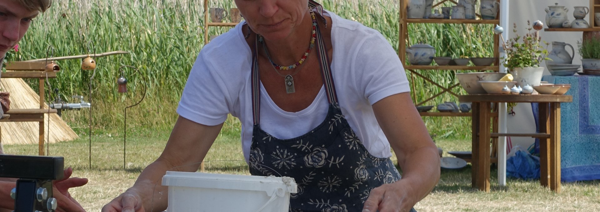 Pottery market at Althagen harbor, © Thomas Löber-Buchmann