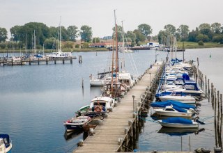 Port in the main village Kirchdorf, © Liene Photografie Nadine Sorgenfried