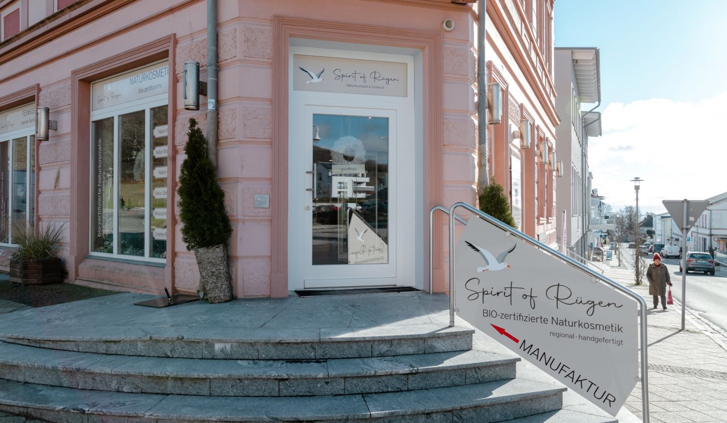 Entrance at the corner of Hauptstraße and Hafenstraße, © Spirit of Rügen GmbH