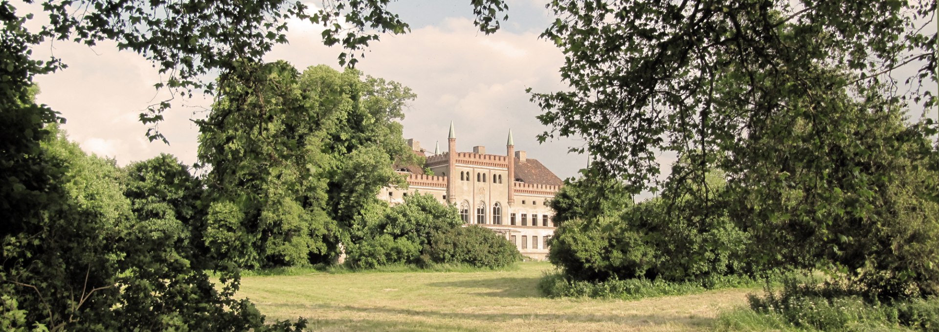 Broock Castle with Lenné Park, 2013, © Christian Schmidt