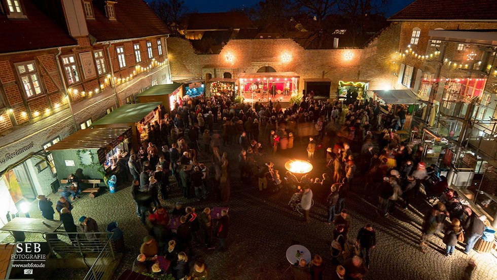 Christmas market at the castle in Neustadt-Glewe, © Stadt Neustadt-Glewe/ SEB Fotografie
