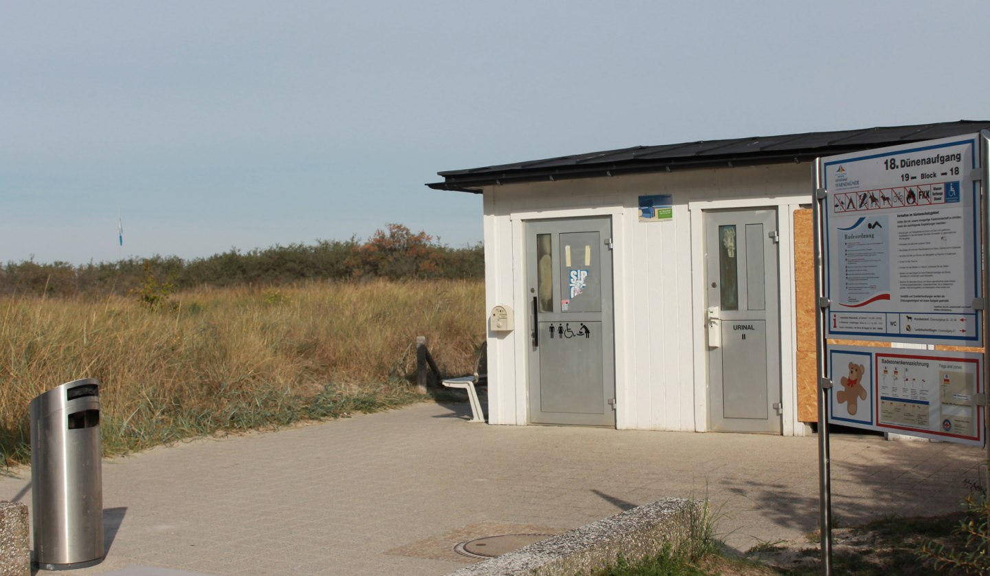 Accessible beach access 18 incl. toilet facilities in Warnemünde, © TZRW