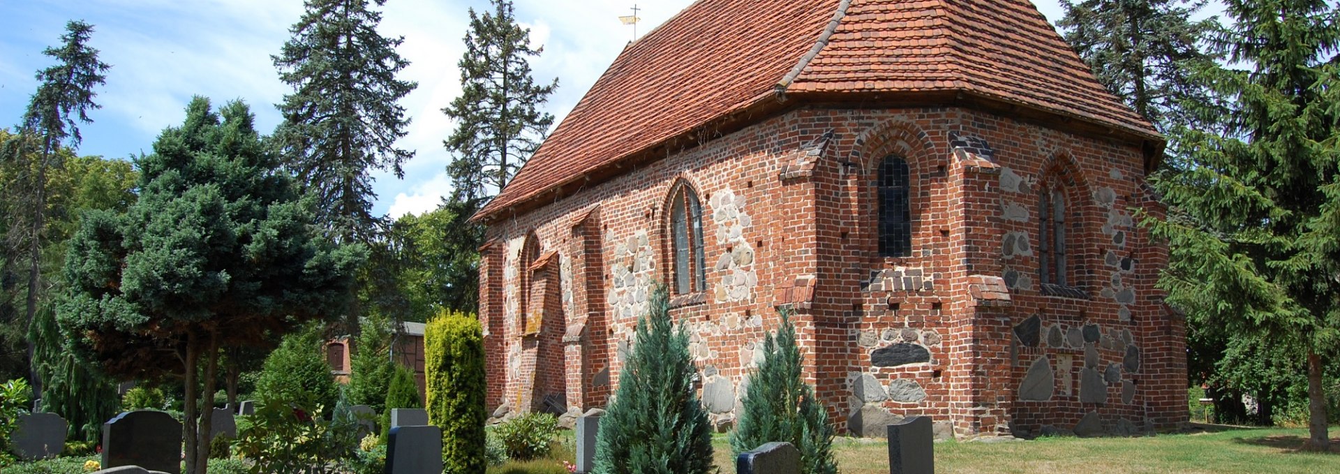 Village church Garwitz, © Foto: Karl-Georg Haustein