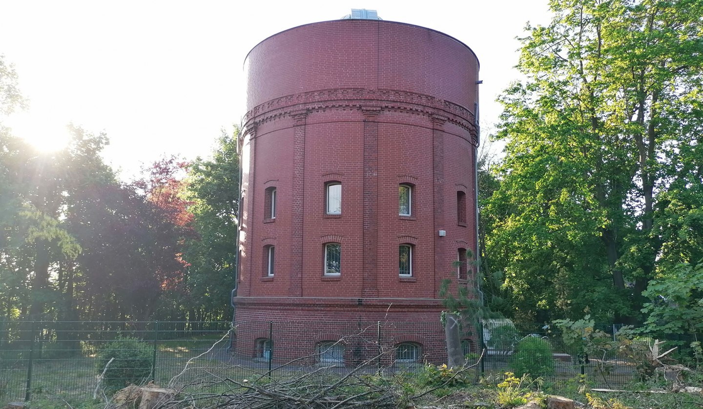 Demmin's water tower at the firs was converted into an astronomy station in 1978, © 1000seen.de