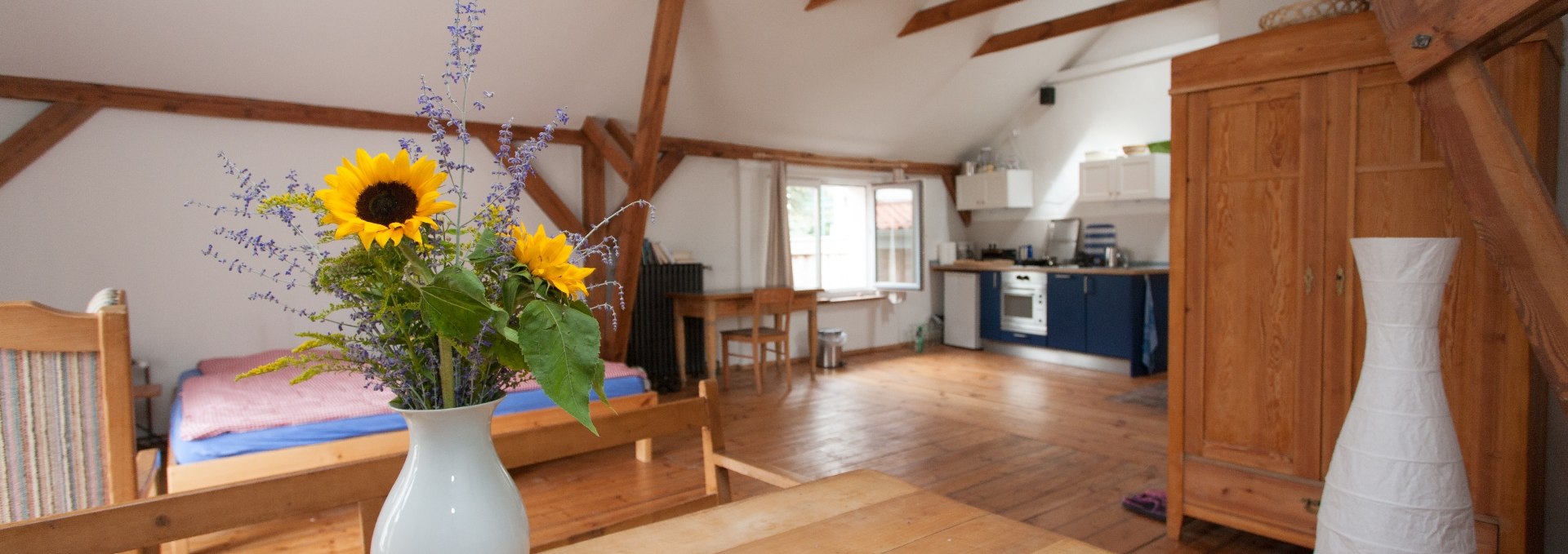 Living room and kitchen in small house, © C.L. Köller