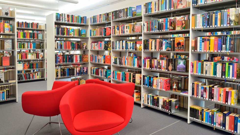 Reading Room in the City Library in the Cultural Quarter, © Stadt Neustrelitz/ Roman Vitt