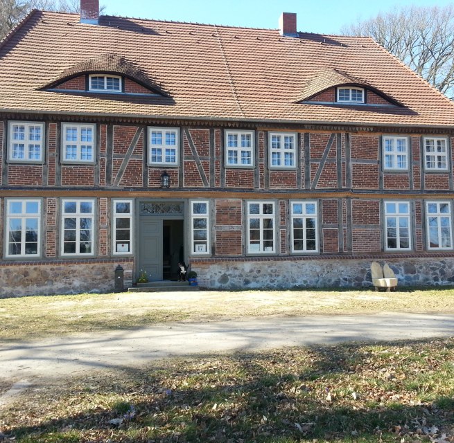 Exterior view Below manor, © Gutshaus Below