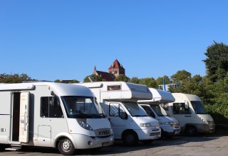 Caravan site with a view of St. Mary's Church in the center of the city, © Petra Fasten