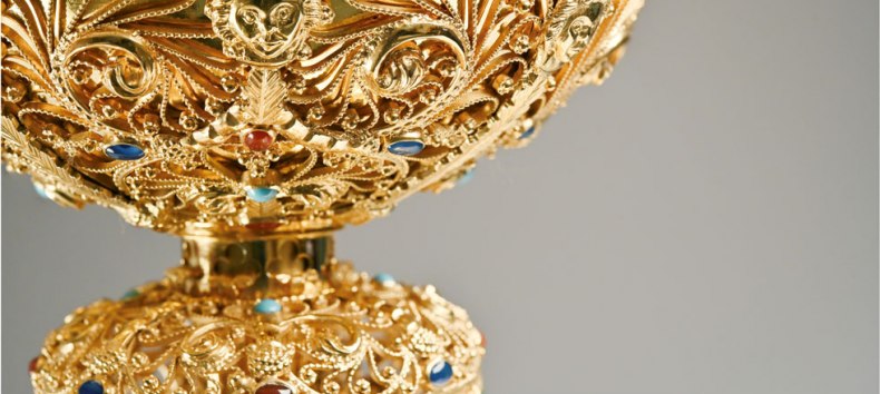 Since June 10, 2017, the Bergen auf Rügen City Museum has been displaying the magnificent exhibit, a replica of the Romanesque Last Supper chalice - made in the goldsmith's workshop of Frank Neitmann, Bergen auf Rügen., © Bildrecht: Stadtmuseum Bergen auf Rügen/ Stadt Bergen auf Rügen | Fotograf: Bernd Wiesenberg