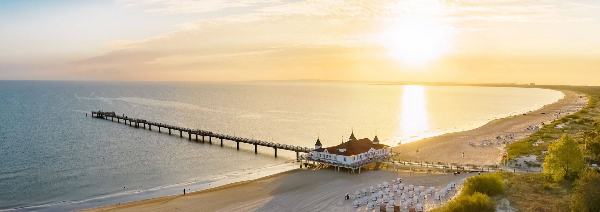 Aerial view of the pier in Ahlbeck, © Adobe Stock