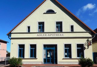 © Adler-Apotheke Gingst