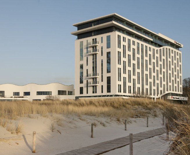 Exterior view of the a-ja Warnemünde. The resort., © a-ja Resort Warnemünde